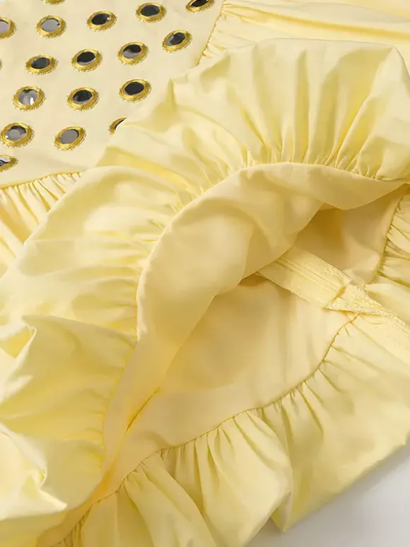 Ensemble jupe 2 pièces jaune élégante à bretelles et col plissé sans manches