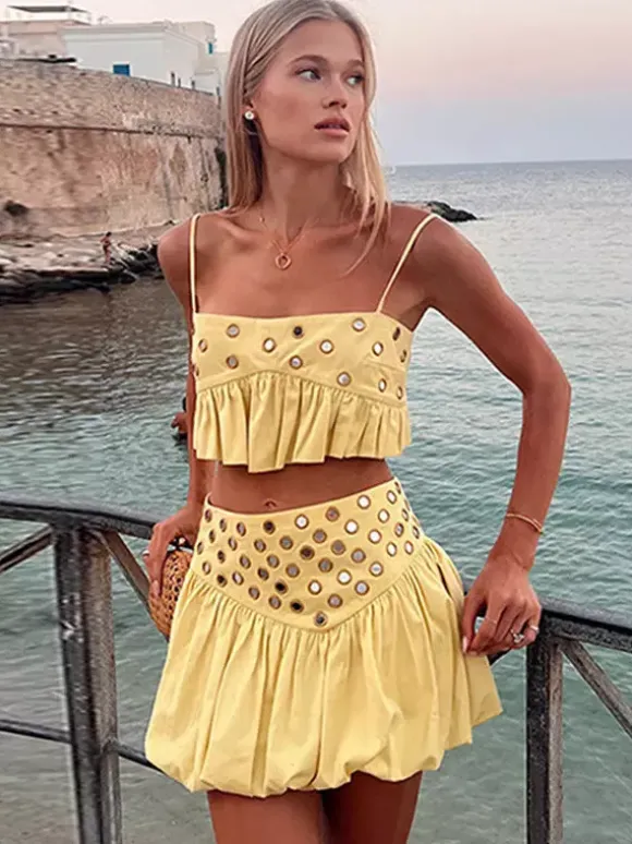 Ensemble jupe 2 pièces jaune élégante à bretelles et col plissé sans manches