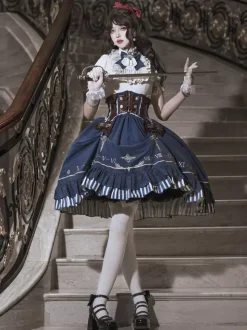 Ensemble Lolita classique chemisier blanc jupe bleue et corset trois pièces style steampunk