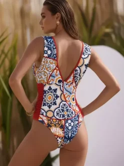 Ensemble maillot de bain et paréo rouge sexy à lacets dos nu imprimé floral et col en V
