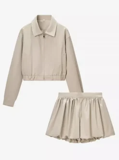 Ensemble 2 pièces : pantalon blanc plissé en polyester col rabattu manches longues.