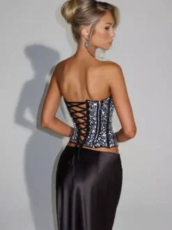 Ensemble 2 pièces pour femme corset à lacets et jupe longue orné de strass idéal pour les fêtes (collection 2026).