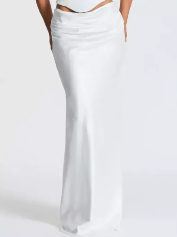 Ensemble 2 pièces pour femme corset à lacets et jupe longue orné de strass idéal pour les fêtes (collection 2026).