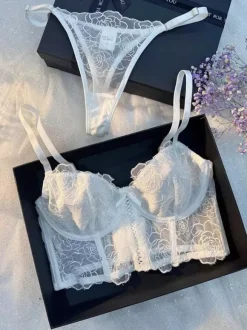 Ensembles 2 pièces de lingerie de mariée : soutien-gorge et culotte blancs en dentelle à volants
