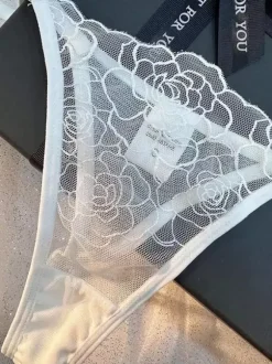 Ensembles 2 pièces de lingerie de mariée : soutien-gorge et culotte blancs en dentelle à volants