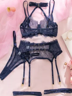 Ensemble soutien-gorge et culotte 3 pièces en dentelle florale bleu marine foncé à bretelles croisées