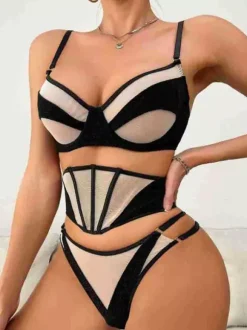 Ensemble soutien-gorge et culotte en maille géométrique noire transparente bicolore 3 pièces.