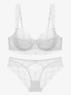 Ensemble soutien-gorge et string en dentelle florale transparente à armatures