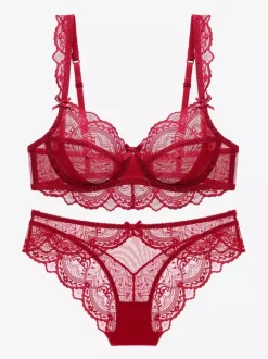 Ensemble soutien-gorge et string en dentelle florale transparente à armatures