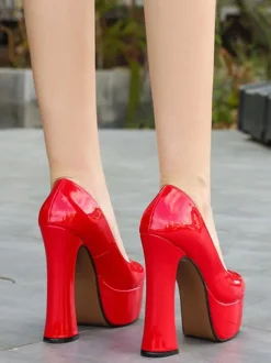 Escarpins avec Plateforme à Talons Hauts avec Bout Rond en Cuir Synthétique Unicolore