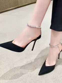 Escarpins de mariée à talons et bride à la cheville pour femmes en satin