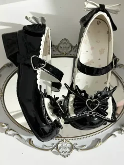 Escarpins Lolita Sweet bleu ciel clair n艙uds cuir PU petit talon style ergonomie.