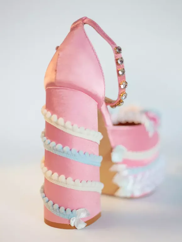 Escarpins Lolita Sweet vert clair à n艙ud et volants en cuir PU à talon compensé