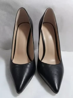 Escarpins noirs à talons hauts et bout pointu pour femmes