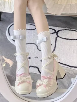 Escarpins plats Lolita classiques en cuir PU écru et blanc avec n艙uds