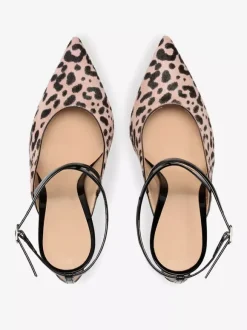 Escarpins à talons hauts et bout pointu en crin de cheval