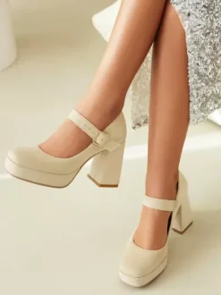 Escarpins À Talons Épais Bout Carré Avec Détails En Métal Chaussures Femmes