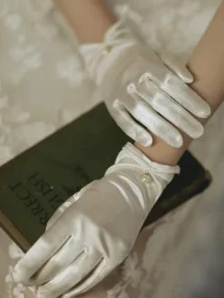 Gants de mariage Accessoire court Perles de satin mat Gants de mariée