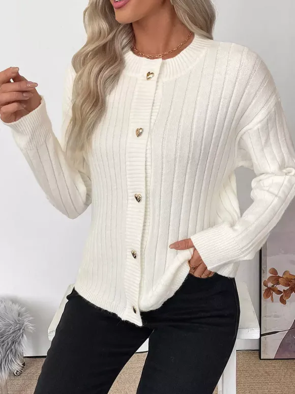 Gilet en maille côtelée à boutons en forme de c艙ur col rond manches longues collection femme 2026