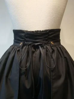 Gothique Lolita Shorts Metallic Button Lace Up Noir Plissée Lolita Culottes Déguisements Halloween