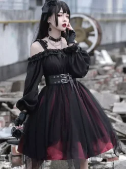 Gothique Lolita OP Robe Noir Bourgogne Vols Manches Longues Épaule Nu Lolita Une Pièce Robe