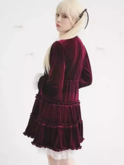 Halloween Robe Lolita en dentelle décolleté manches longues volants en velours robe gothique