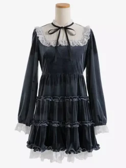 Halloween Robe Lolita en dentelle décolleté manches longues volants en velours robe gothique