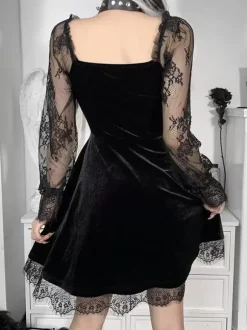 Halloween Robe noire Punk pour femmes col en c艙ur manches longues dentelle Polyester robe gothique