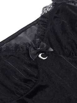 Halloween Robe noire Punk pour femmes  col en c艙ur  manches longues  dentelle  Polyester  robe gothique