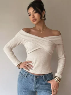Haut en maille slim à épaules dénudées et bretelles croisées manches longues style Y2K chemise basique élégante