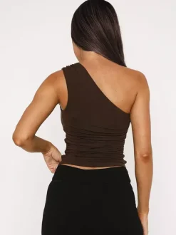 Haut asymétrique marron sexy froncé pour femme débardeur d'été 2026