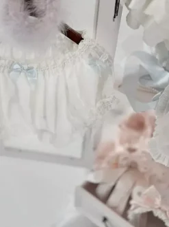Haut beige clair à manches courtes en polyester
