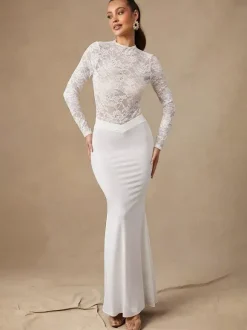 Haut court pour femme en nylon blanc et dentelle col rond manches longues style chic