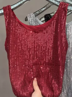 Hauts de soirée sexy à bretelles et sequins au col sans manches