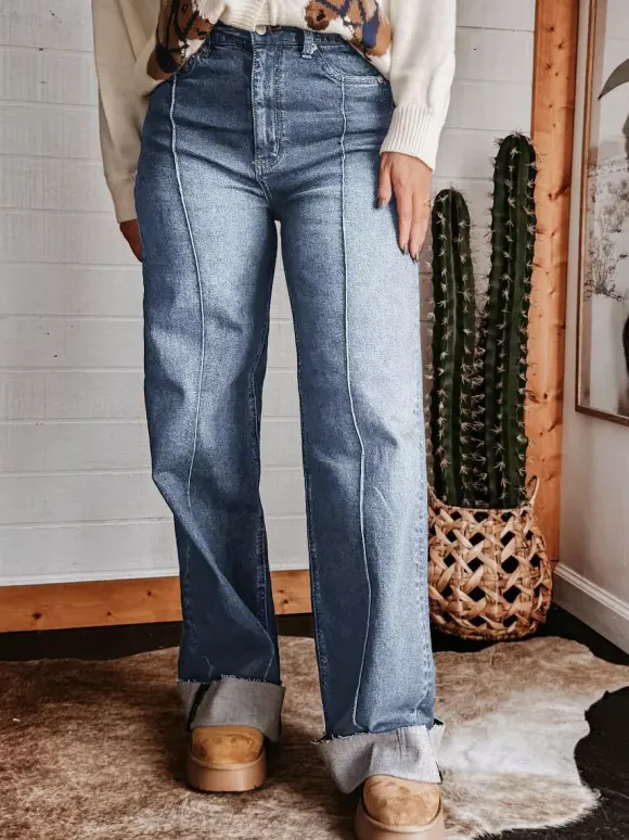 Jean large à revers pour femme - Denim droit bleu style western bohème taille haute coutures sur le devant - Collection printemps 2026