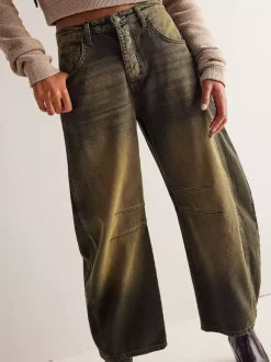 Jean à jambes larges et amples pour femme - Pantalon en denim coupe en fer à cheval avec détails de couture - Collection streetwear décontractée printemps 2026