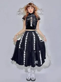 Jupe Lolita en dentelle brodée de ruban jupe trapèze noire pliable longue