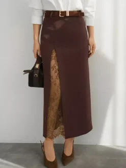 Jupe midi droite taille haute fendue sur le devant en dentelle
