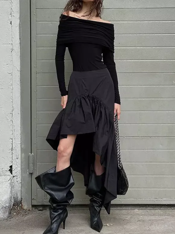 Jupes noires courtes asymétriques pour femmes