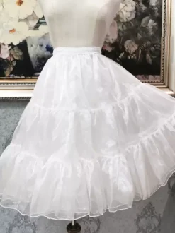 Jupons Lolita en polyester jupe Lolita blanche à plusieurs niveaux