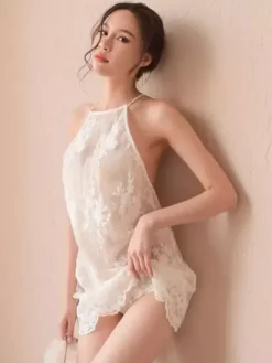 Linge de Mariée Chemise de nuit sexy en dentelle blanche dos nu semi-transparente mini-robe à bretelles et ourlet festonné
