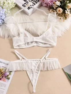Linge de Mariée Ensemble soutien-gorge et culotte blancs en dentelle à volants deux pièces pour la mariée