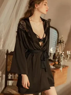 Linge de Mariée Pyjamas Vêtements de Nuit Champagne Dentelle 1 Pièce Manches Longues Lingerie Soie