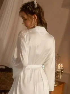 Linge de Mariée Pyjamas Vêtements de Nuit Champagne Dentelle 1 Pièce Manches Longues Lingerie Soie