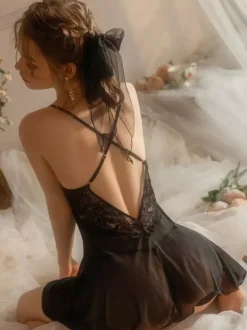 Lingerie transparente sans coutures nuisettes sexy en dentelle noire