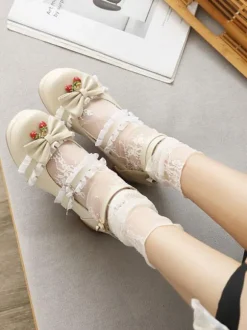 Lolita Chaussures Douces Rose Déco Dentelle et Fraise Talon Haut