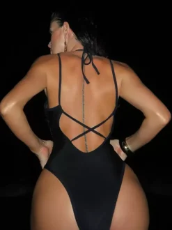 Maillot de bain une pièce dos nu à paillettes et col en V noir été 2026