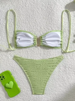 Maillot de bain bikini rayé à col en U et découpe à la taille pour l'été 2026