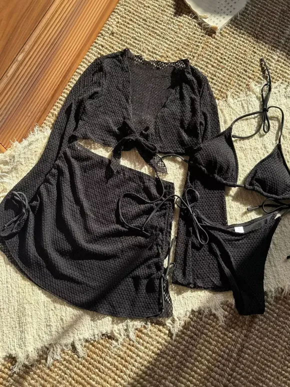 Maillot de bain 4 pièces uni avec bikini dos nu et cache-maillot pour l'été 2026