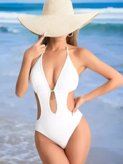 Maillot de bain une pièce uni à découpes en trou de serrure pour l'été 2026